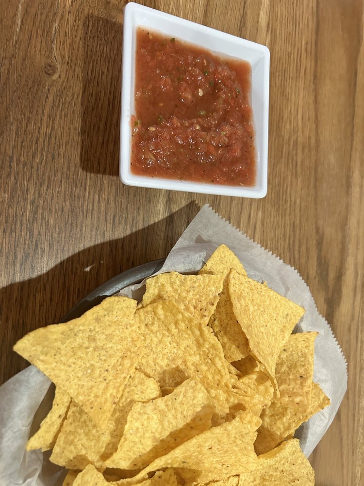 Meno's Mexican Grill
