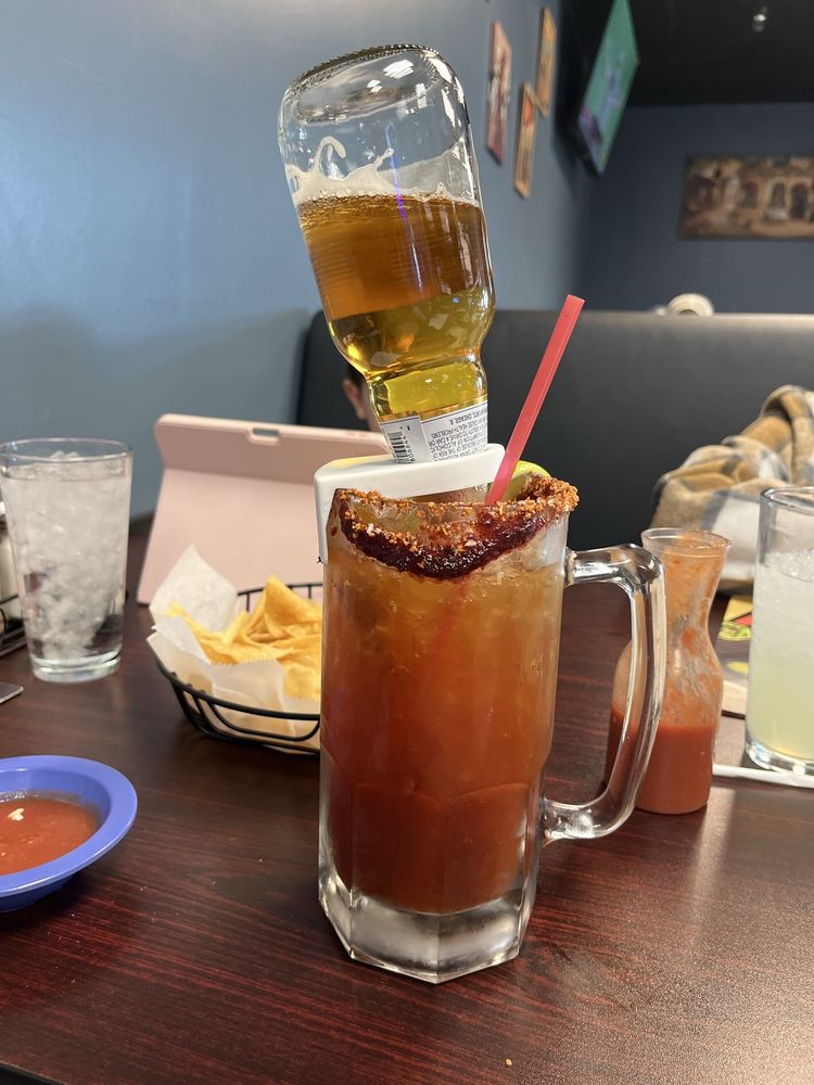 La Estrella Grill — Mexican restaurant in Olive Branch