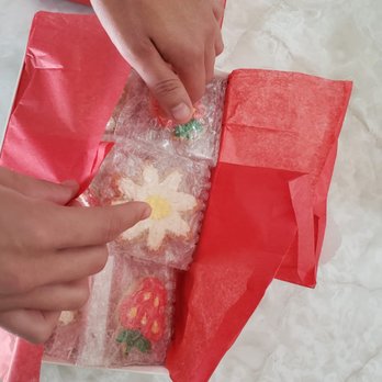 Linda's Kitchen - Cookies individually wrapped - Bakeries Near Me - Tallmadge, Ohio