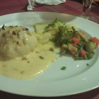 Azcona - Mantecadito con roque y nueces - Spanish Near Me - Seville, SE