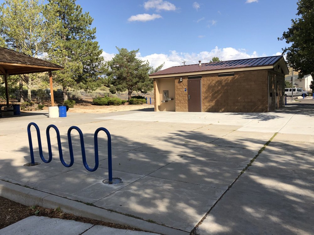 PAH RAH MOUNTAIN PARK - 55 Photos & 33 Reviews - 1750 Shadow Ln, Sparks ...