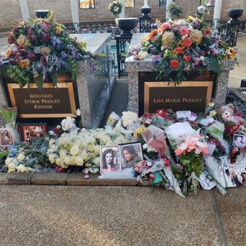 Graceland - Museums Near Me - Memphis, Tennessee
