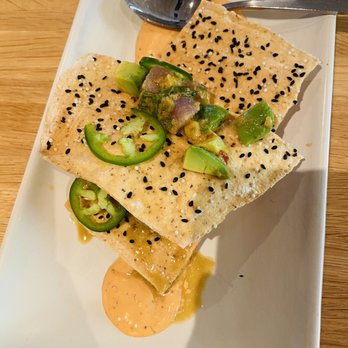 True Food Kitchen - Wild Caught Tuna Tostada - Vegetarian Near Me - Pasadena, California True Food Kitchen - Wild Caught Tuna Tostada - Vegetarian Near Me - Pasadena, California