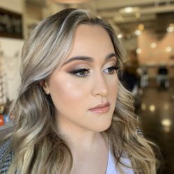 The Beauty Bar Salon - Hair and makeup for senior pictures by Katie Robinson