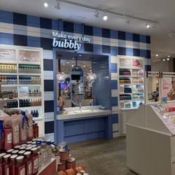 Bath & Body Works