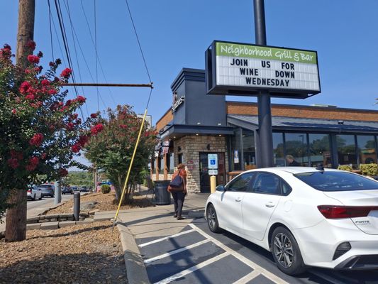 Applebee's Grill + Bar by null