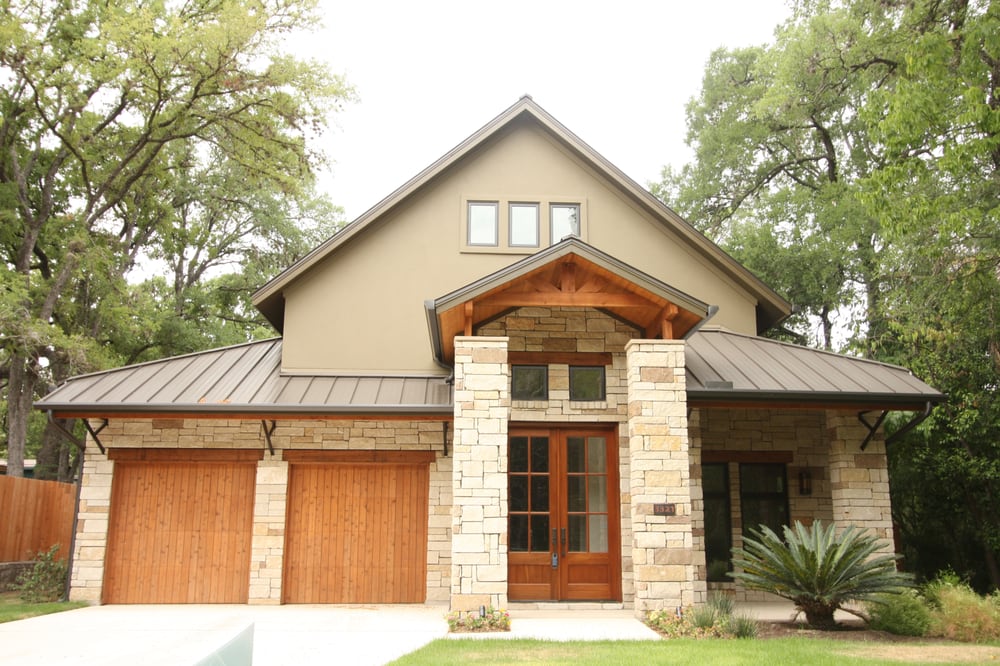 Slide of Malachi Roofing