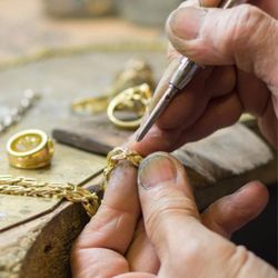 Art Connection International - Necklace Repair