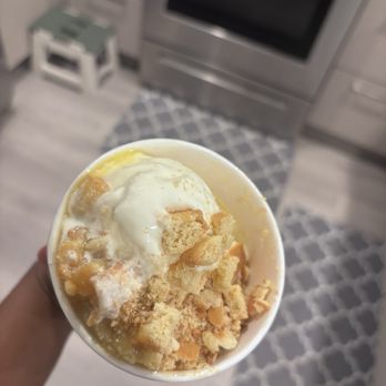 Happy Ice - Pineapple Upside Down Cake Joy-Lati - Shaved Ice Near Me - Los Angeles, California