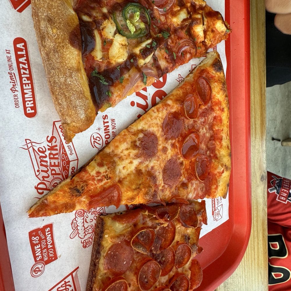 Prime Pizza - Slices of simple but excellent pizza - Pizza Near Me - Altadena, California