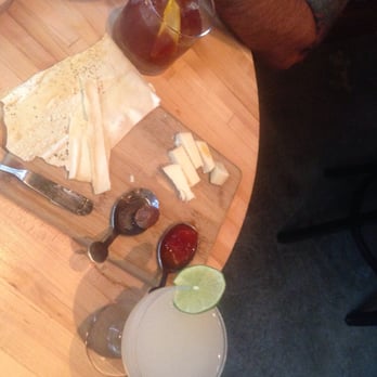 The Gin Joint - Cocktail Bars Near Me - Charleston, South Carolina The Gin Joint - Cocktail Bars Near Me - Charleston, South Carolina