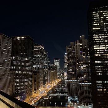LH Rooftop - Cocktail Bars Near Me - Chicago, Illinois