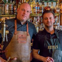 De Gekroonde Suikerbiet - Bartenders Rutger and Robbie
