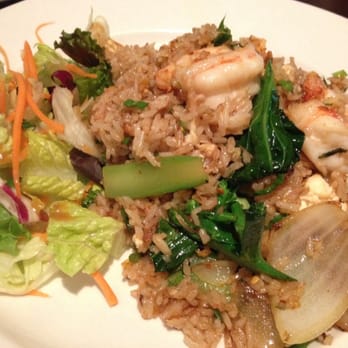 Turmeric Thai Kitchen - Thai fried rice (level 8 spicules) - Thai Near Me - La Jolla, California