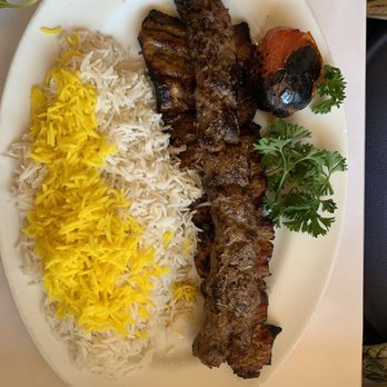 Darya Restaurant - Soltani skewer of fillet mignon and another with ground beef/lamb - Middle Eastern Near Me - Santa Ana, California