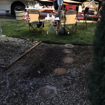 Californian RV Resort - RV Parks Near Me - Acton, California