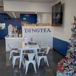 Dingtea Toledo - Spacious inside