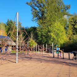 Cottage Lake Park - Playground