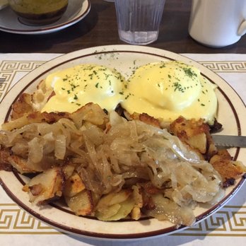 Family Tree - Eggs Benedict for under $10!!! - Greek Near Me - Buffalo, New York