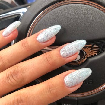 Flamant Nail Boutique - Nail Salons Near Me - Chicago, Illinois