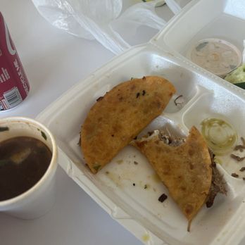 Pepe’s Tacos - Best quesabirria tacos ever!!!!!  Birria Taco with Cheese - Food Trucks Near Me - Austin, Texas