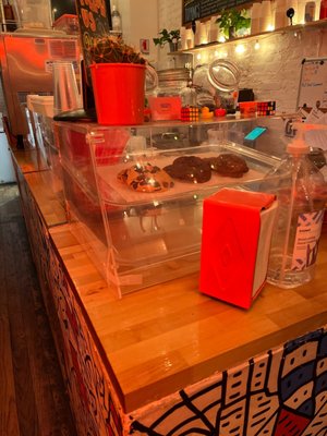 Ollie’s Ice Cream + Stuff by null