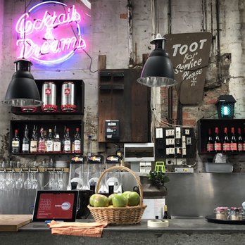 Glass Merchants - Coffee & Tea Near Me - Balaclava, VIC