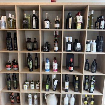 Verde Gourmet - Verde Gourmet, inside the shop. - Olive Oil Near Me - Walnut Creek, California Verde Gourmet - Verde Gourmet, inside the shop. - Olive Oil Near Me - Walnut Creek, California