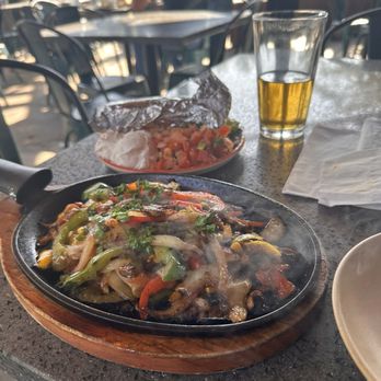 Agave Bandido - Veggie fajitas - Sports Bars Near Me - Pembroke Pines, Florida Agave Bandido - Veggie fajitas - Sports Bars Near Me - Pembroke Pines, Florida