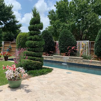 Greentex Landscaping - a backyard with a pool - Landscaping Near Me - Richardson, Texas Greentex Landscaping - a backyard with a pool - Landscaping Near Me - Richardson, Texas