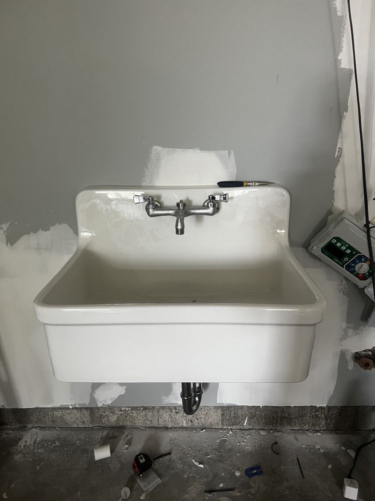 Slide of Universal Plumbing Solutions