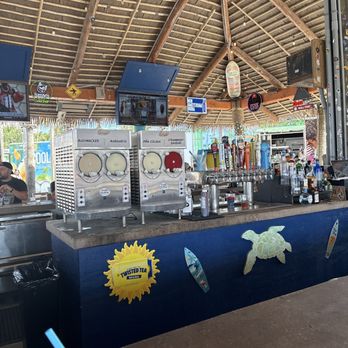 Hideaway Beach Bar - Bar - Bars Near Me - Pensacola Beach, Florida Hideaway Beach Bar - Bar - Bars Near Me - Pensacola Beach, Florida