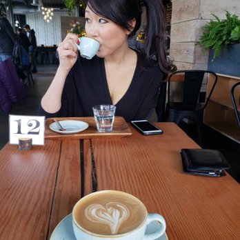 Retreat - Interior - Cafes Near Me - Seattle, Washington