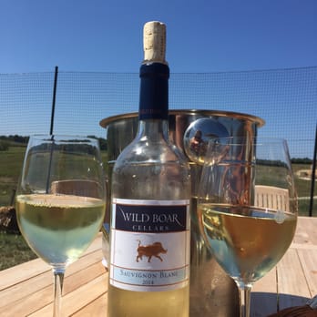 Stone Tower Winery - Wineries Near Me - Leesburg, Virginia Stone Tower Winery - Wineries Near Me - Leesburg, Virginia