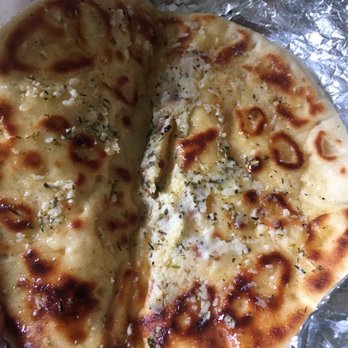 Rosemary Grill - Rosemary/garlic seasoned pita - Chicken Wings Near Me - Gibsonton, Florida Rosemary Grill - Rosemary/garlic seasoned pita - Chicken Wings Near Me - Gibsonton, Florida