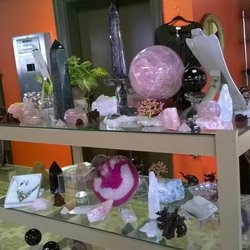 Desoto Rock & Gift Shop - Pretty and Pink