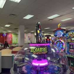Chuck E. Cheese
