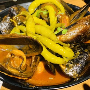 Mamarracha - Mussels in brava sauce - Spanish Near Me - Seville, SE
