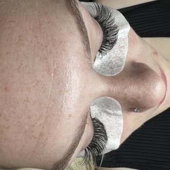 Bombshell Salon & Boutique - Lash retention is superb. This is at two weeks - Hair Salons Near Me - Los Banos, California Bombshell Salon & Boutique - Lash retention is superb. This is at two weeks - Hair Salons Near Me - Los Banos, California