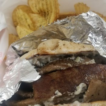 Pop's Deli - Juicy gyro and beautifully seasoned homemade chips - Delis Near Me - Memphis, Tennessee Pop's Deli - Juicy gyro and beautifully seasoned homemade chips - Delis Near Me - Memphis, Tennessee