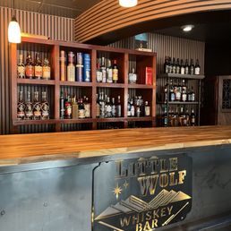 Walk up bar area