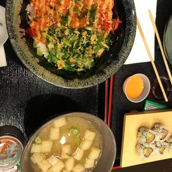 Min Sushi - Spicy Tuna DonMiso, Salmon Avocado Roll - Sushi Bars Near Me - New York, New York