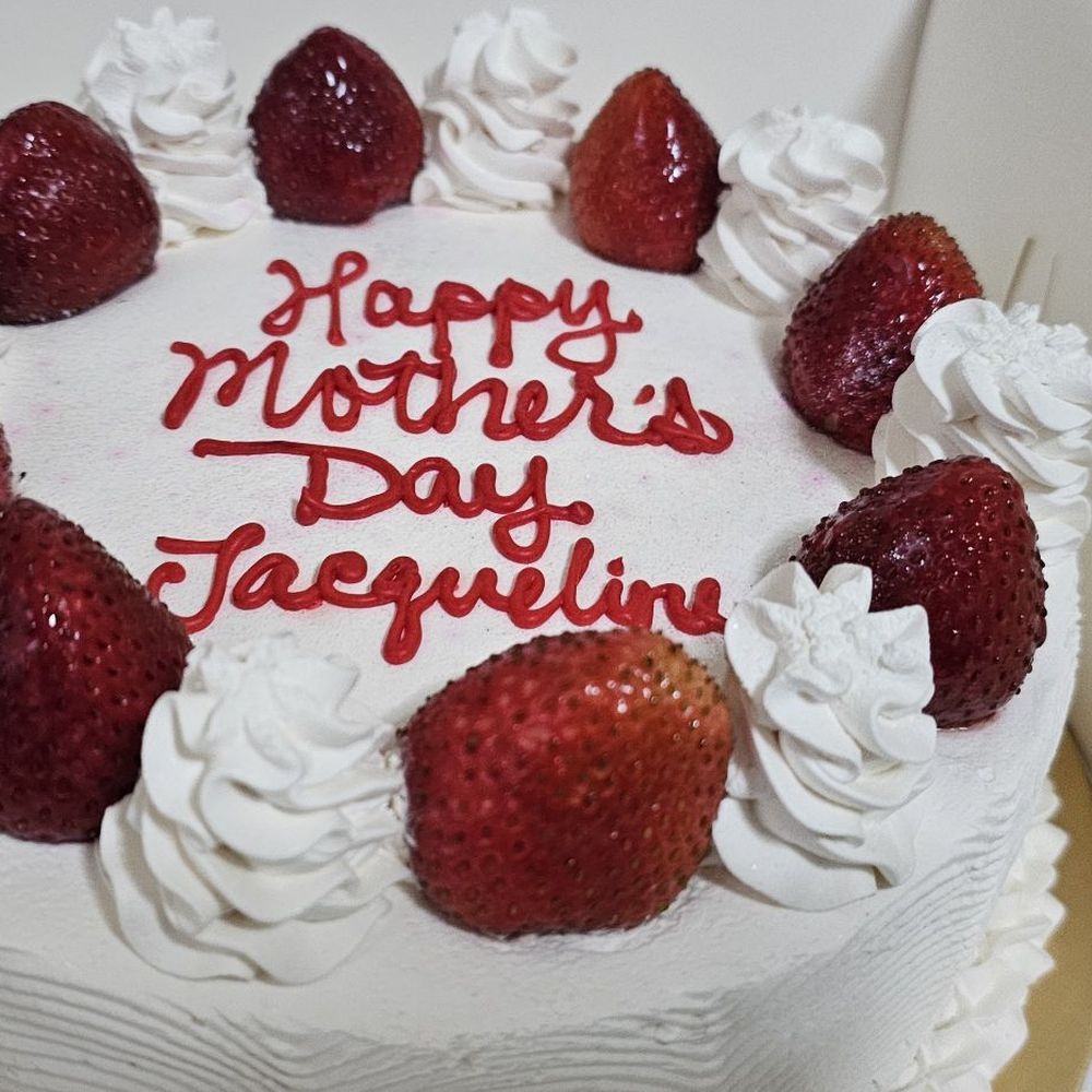 Fay Da Bakery - Strawberries and cream cake. - Bakeries Near Me - Flushing, New York
