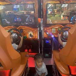 Chuck E. Cheese - My sweetie pies