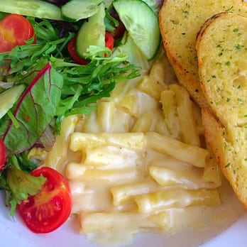 Sainsbury's Cafe - Macaroni cheese, salad & garlic bread £5 - Cafes Near Me - Castlereagh, CSR