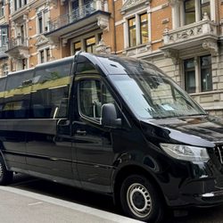 Globetransporte – Interlaken  - Hotel Black Car Service.
