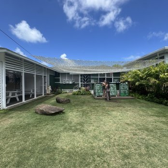 Holoholo Espresso - Outdoor seating/patio area - Coffee & Tea Near Me - Kailua, Hawaii Holoholo Espresso - Outdoor seating/patio area - Coffee & Tea Near Me - Kailua, Hawaii