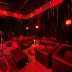 The Chameleon Event Space - Make a lounge