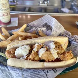 Fannies On the Beach - Shrimp Po Boy; tarter sauce was the only thing with flavor :(