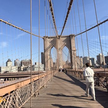 Brooklyn Bridge - Landmarks & Historical Buildings Near Me - Brooklyn, New York
